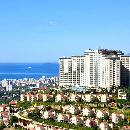 Goldcity Turizm Kompleks דירה *